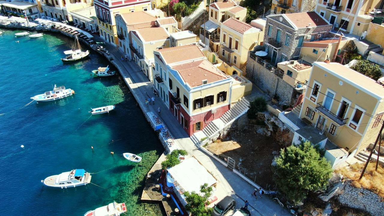 Villa Moschos Mansion à Symi Extérieur photo