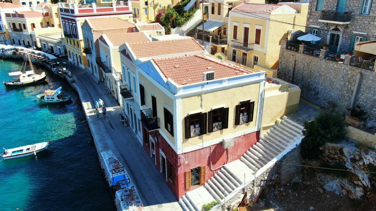 Villa Moschos Mansion à Symi Extérieur photo