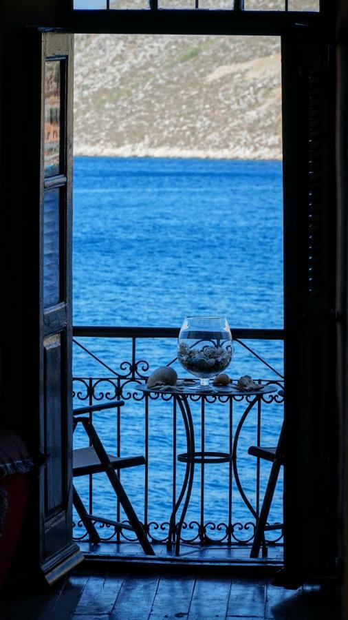 Villa Moschos Mansion à Symi Extérieur photo